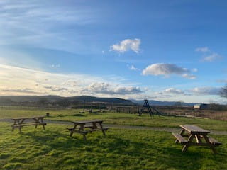 Picnic by the park - a popular option for alpaca trekkers